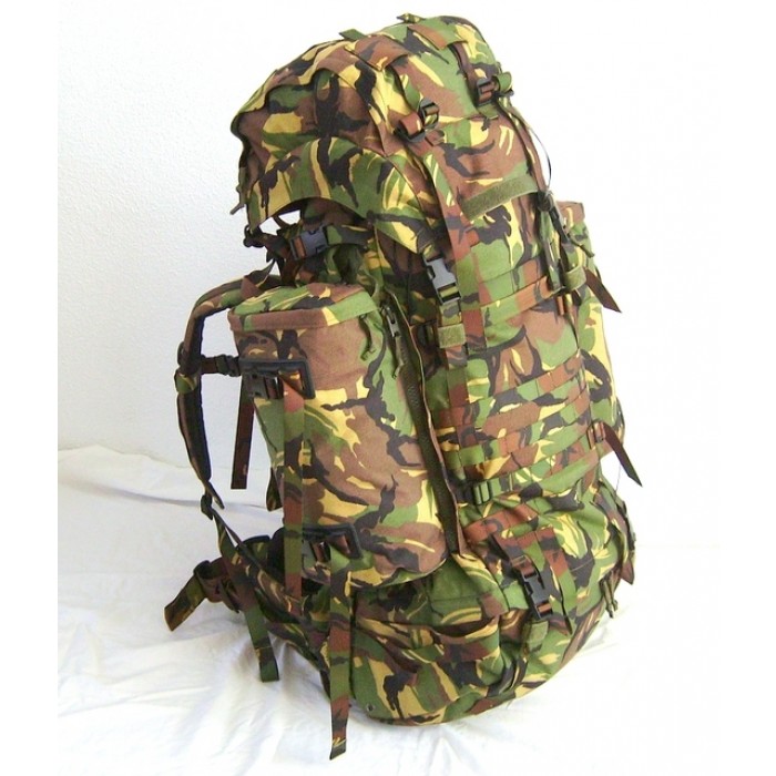 lowe_alpine_sarcen_camo_1.jpg.b0b3c45934845178938e88e8a6273ea8.jpg